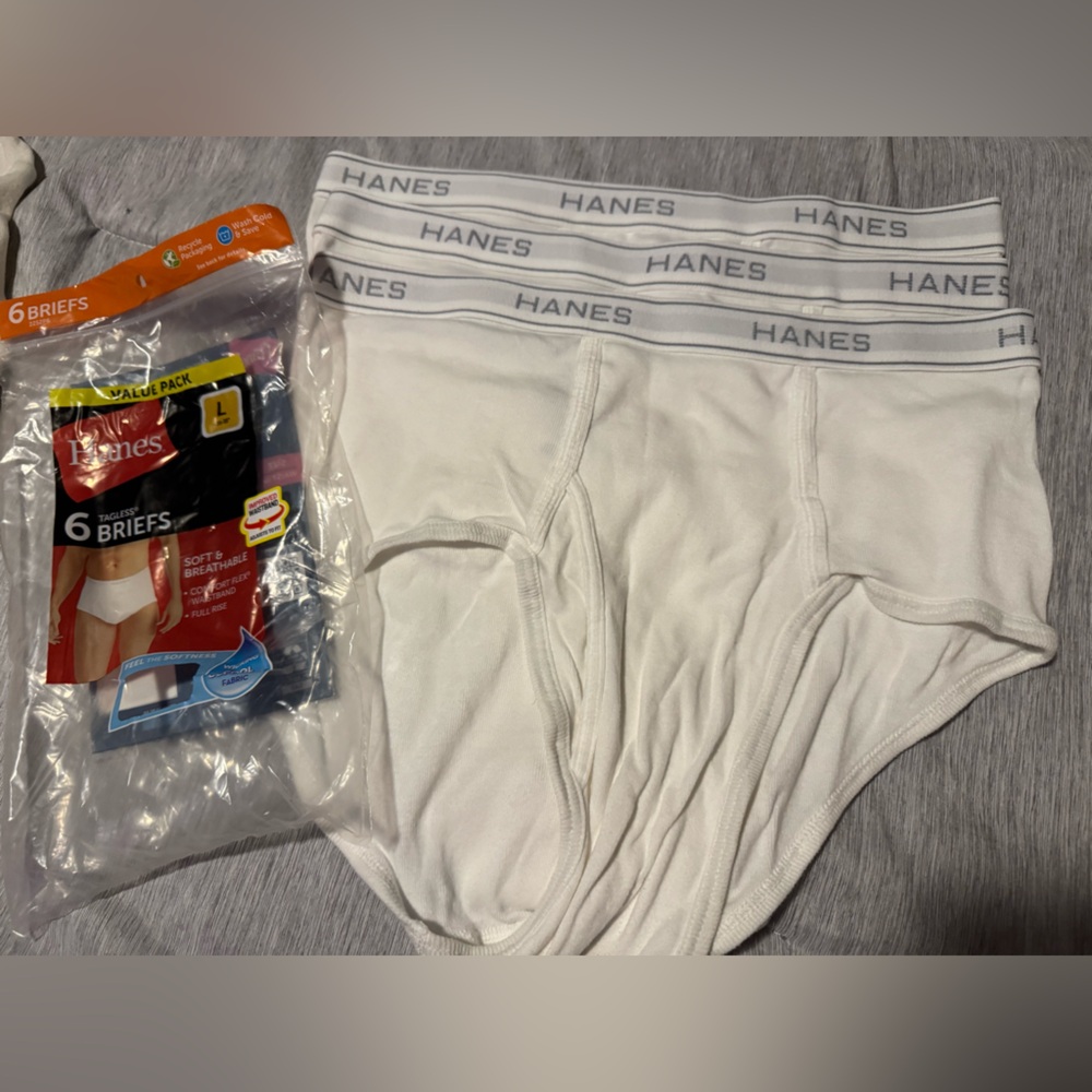Men’s New Hanes Briefs Size L -